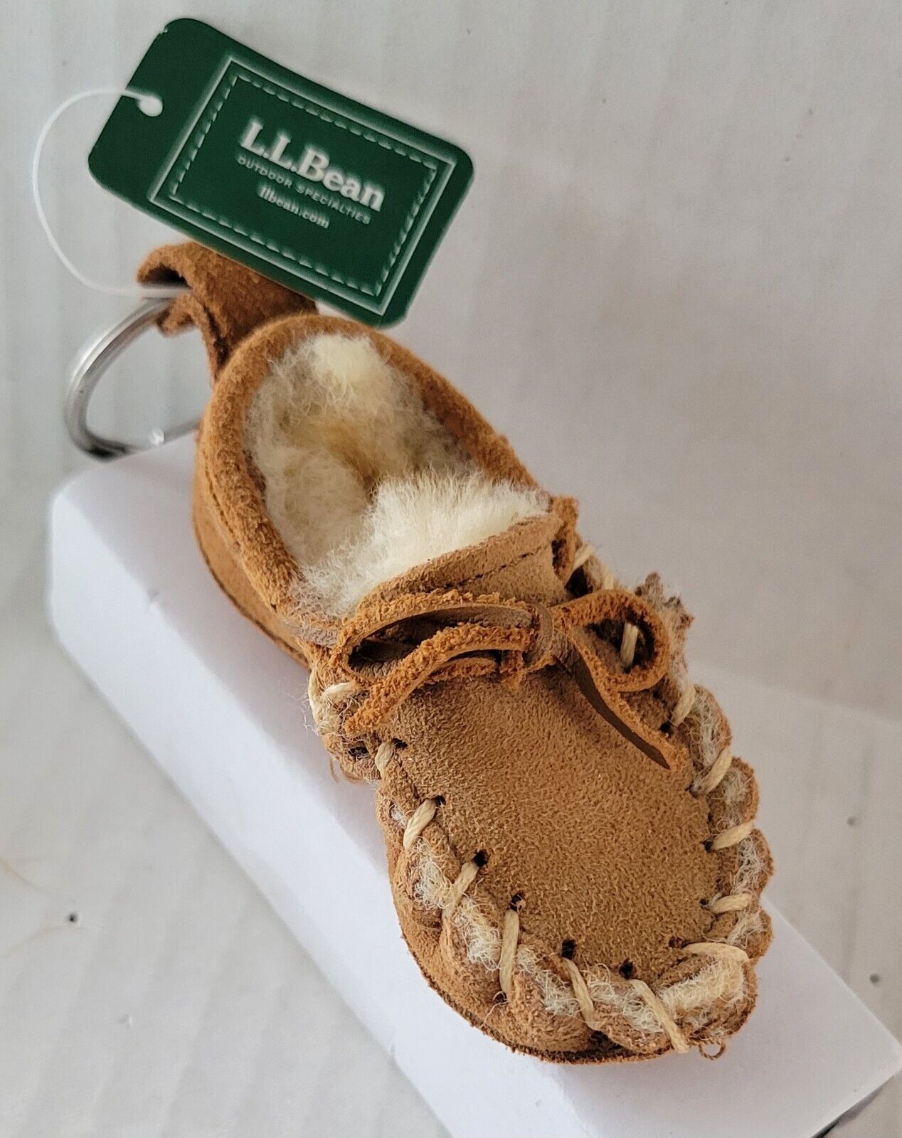 VINTAGE LL BEAN KEYCHAIN MOCCASIN NOS WITH TAGS