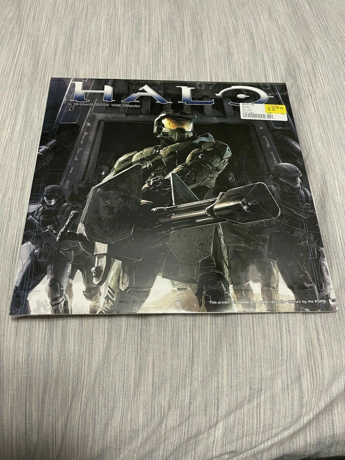 HALO Game Theme Year 2009 - 16 Months Wall Calendar - NEW SEALED