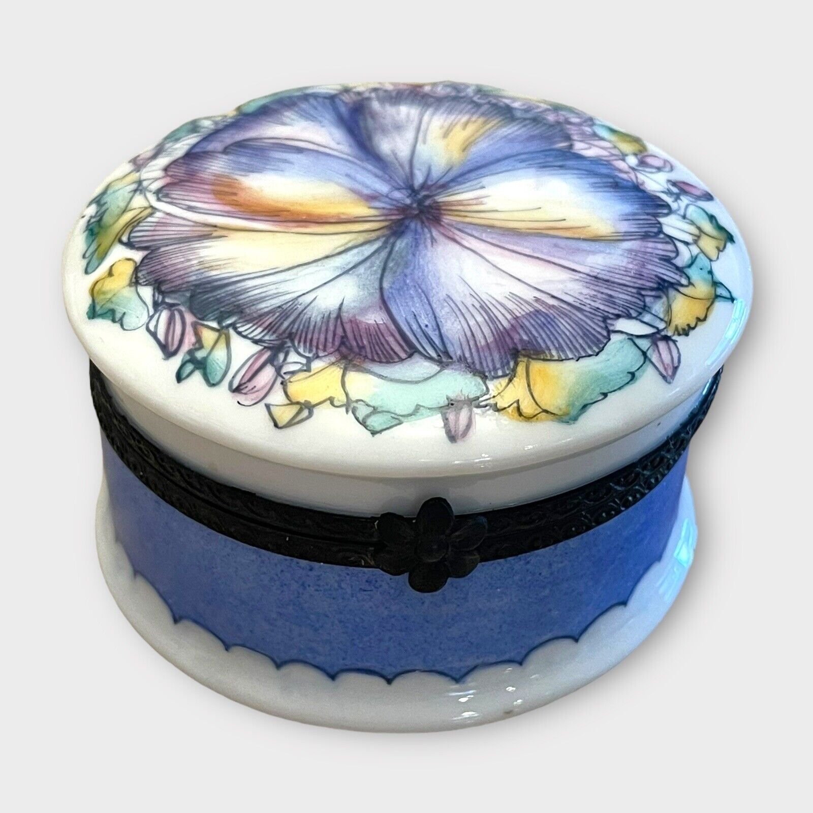 Vintage Limoges Trinket Box Diameter 3” Blue Flower Decorated Porcelain France