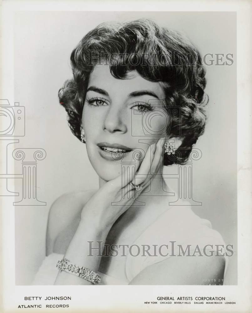 1960 Press Photo Singer Betty Johnson - lrp97672
