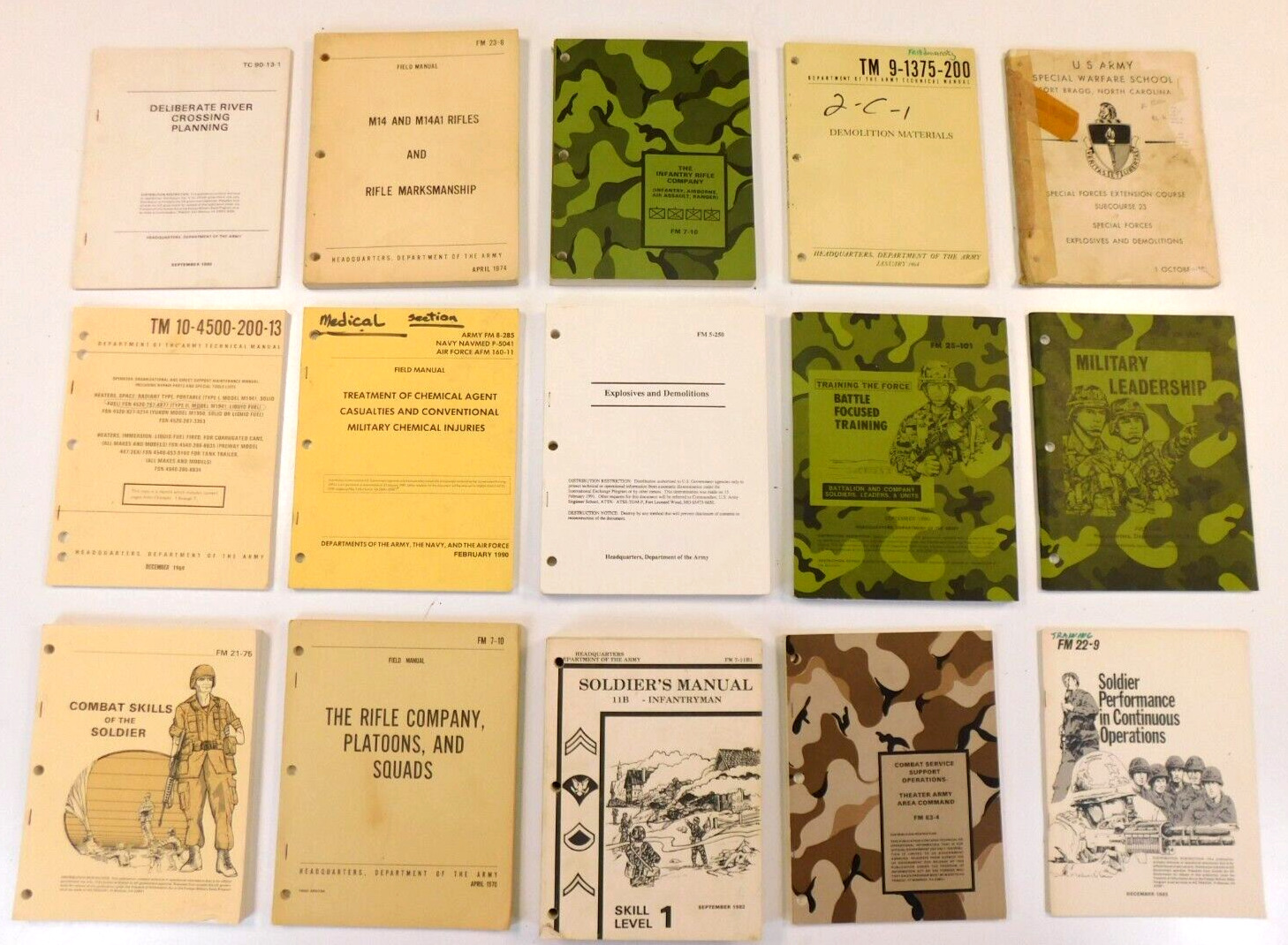 1960's-90's US Army Vietnam DS Military Infantry Soldier Handbooks Field Manuals