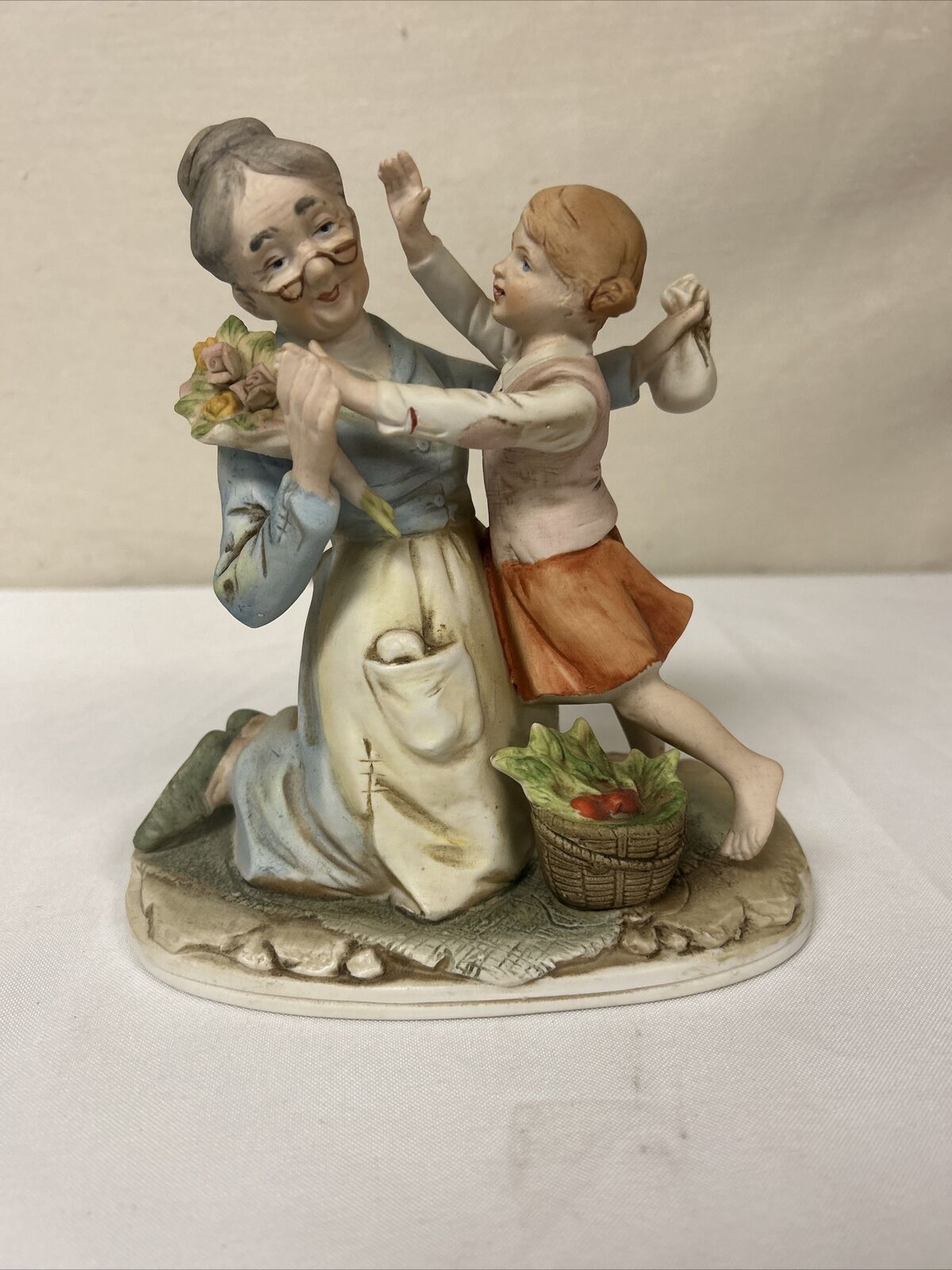 Price Imports Japan Grandmother & Granddaughter Ceramic Figurine