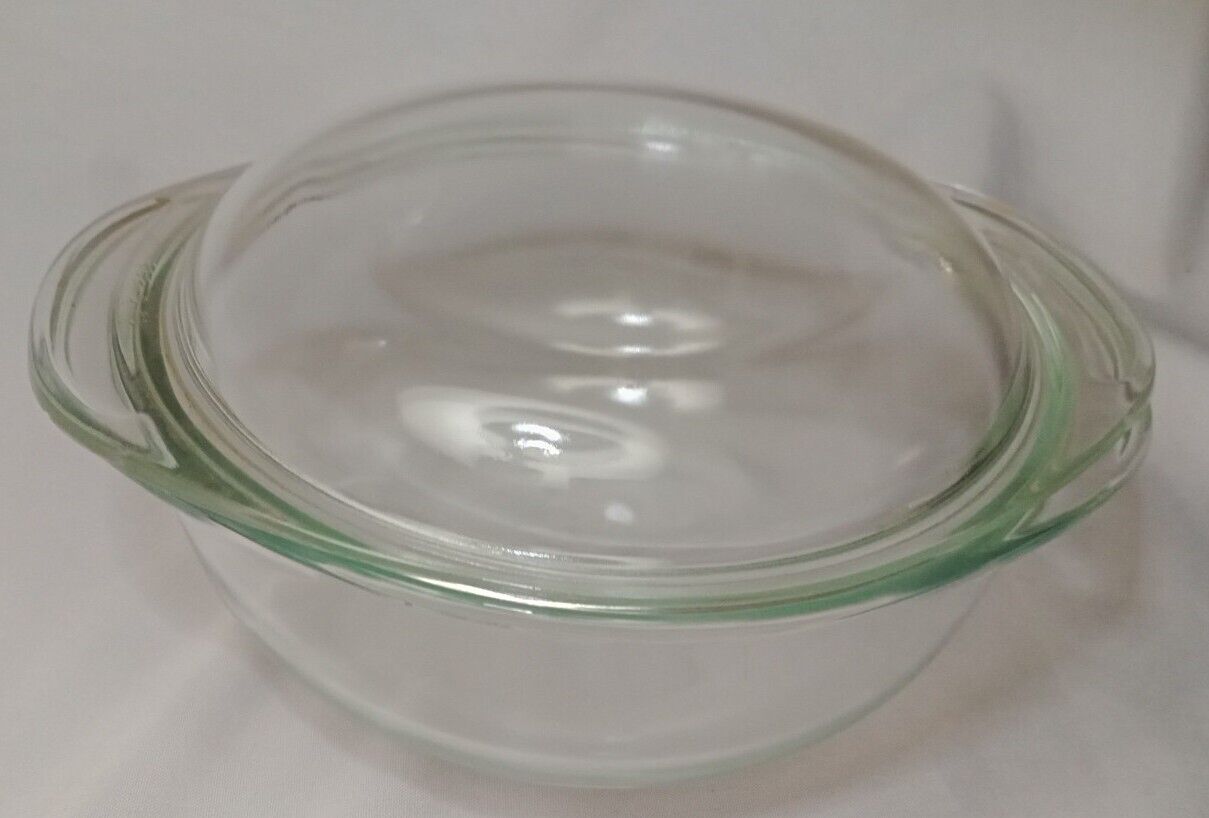 Vintage 1960's PYREX 1 QT Clear Glass Casserole Dish #022 w/Trivet Lid  #682-C40