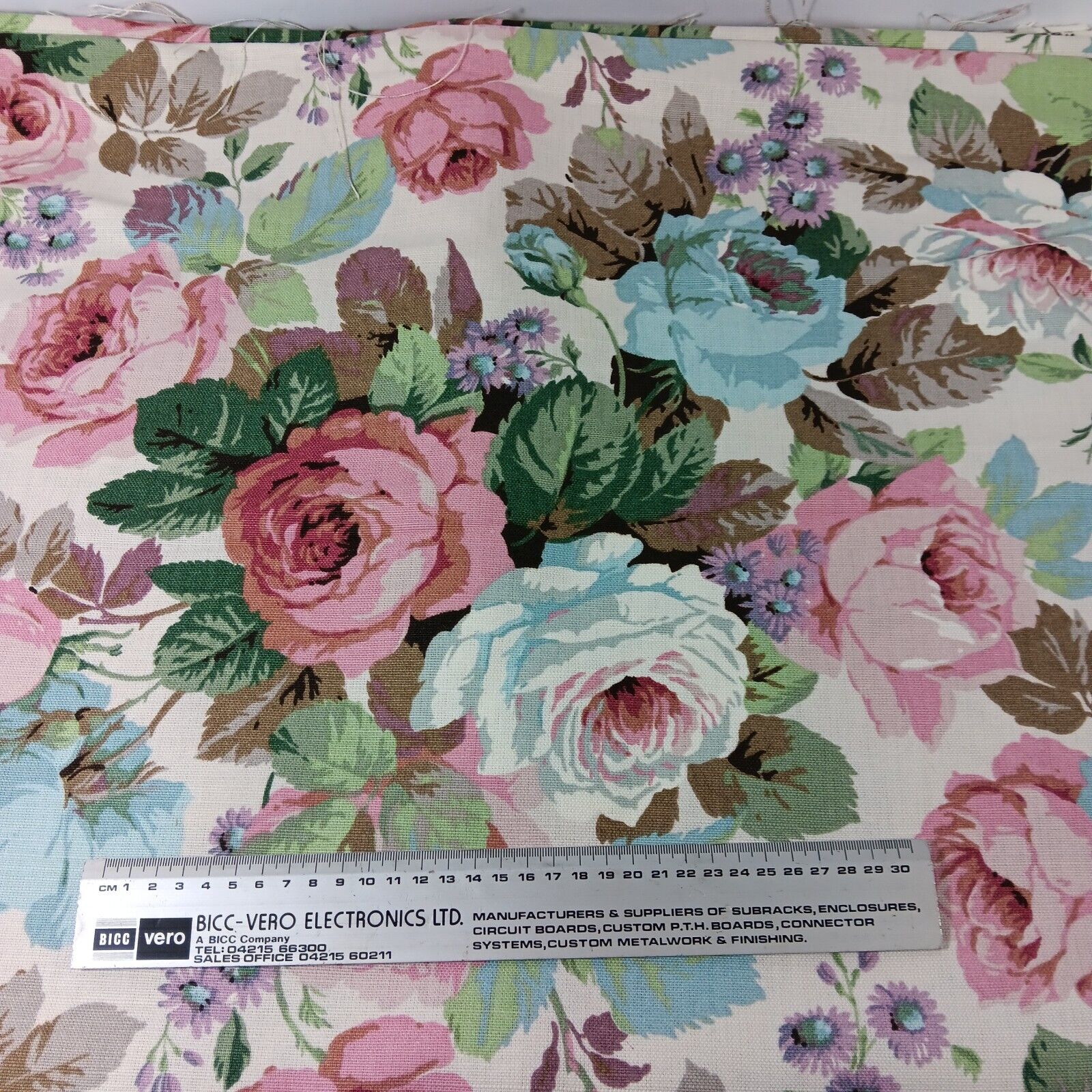 Vintage Fabric Arthur Sanderson Chelsea Pink Floral 137cm x 6 Metres 1988