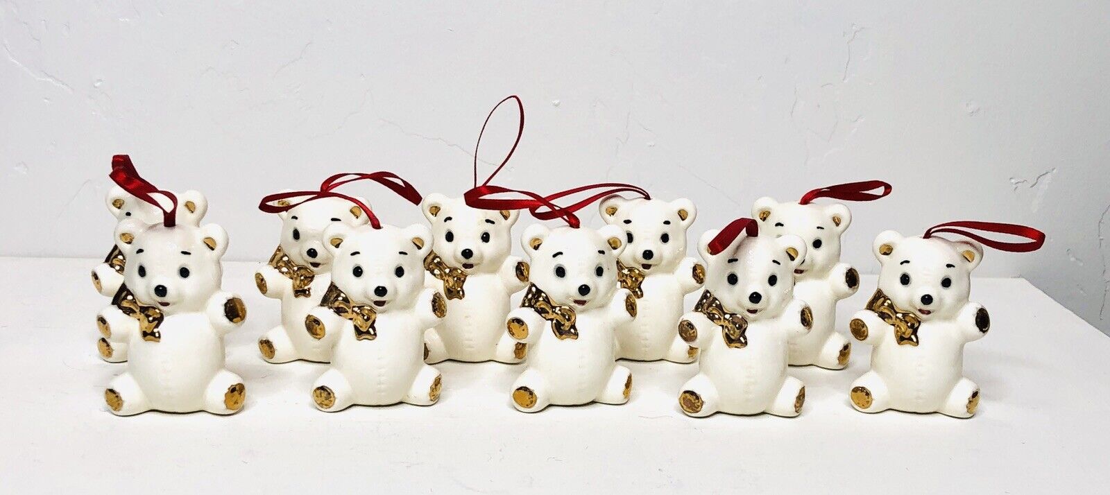 10 Vintage ‘73 Duncan Ceramic White Gold Teddy Bears Christmas Ornament Ribbon