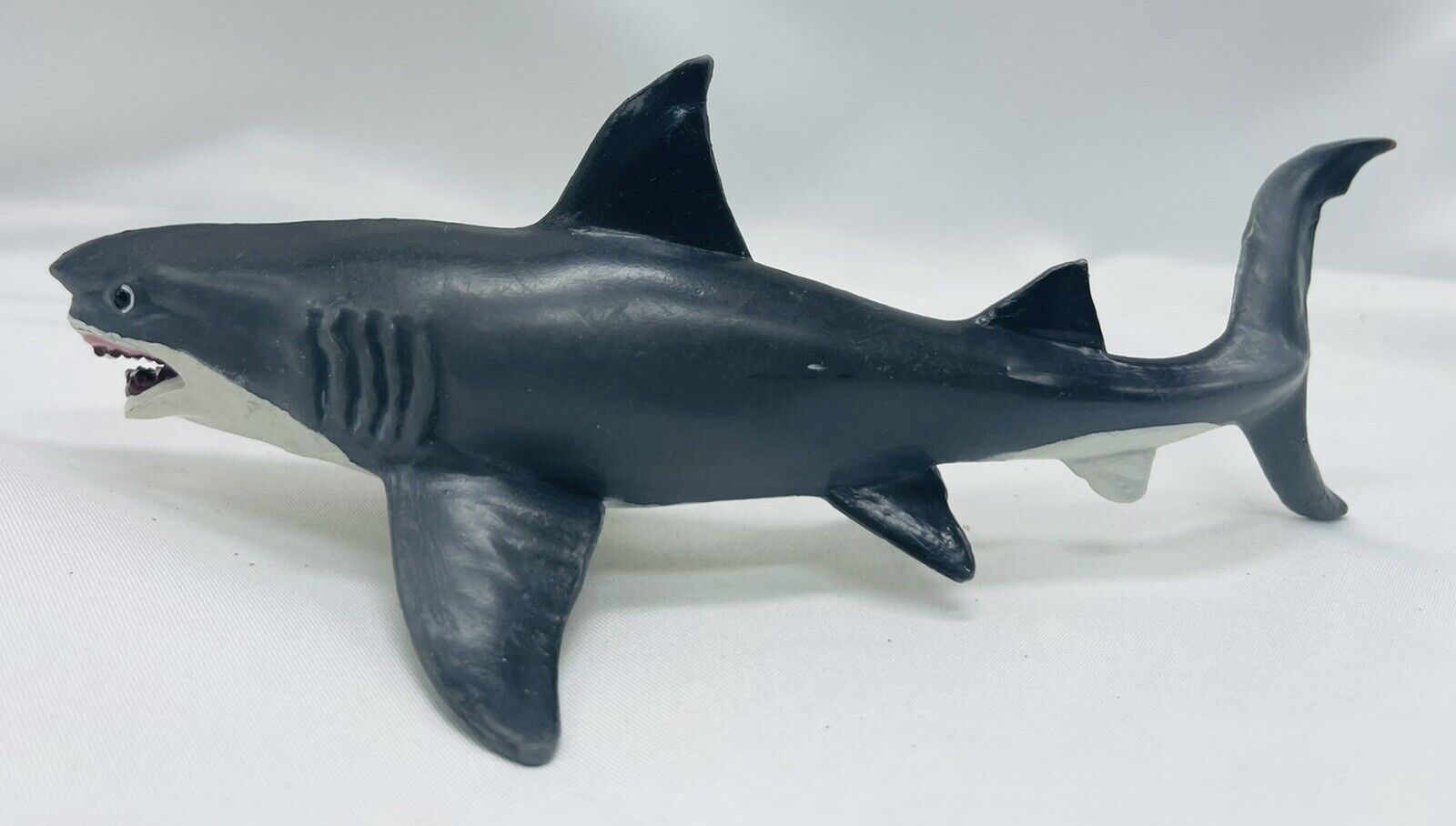Safari Ltd Great White Shark Animal Figure Realistic Ocean Predator Vintage 1996