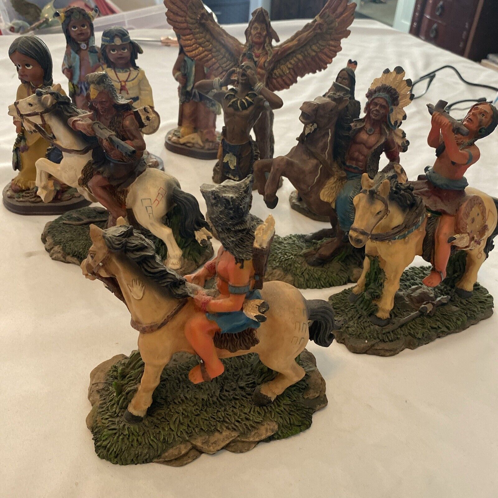Vintage Native American Resin Lot Of Figurines (11)