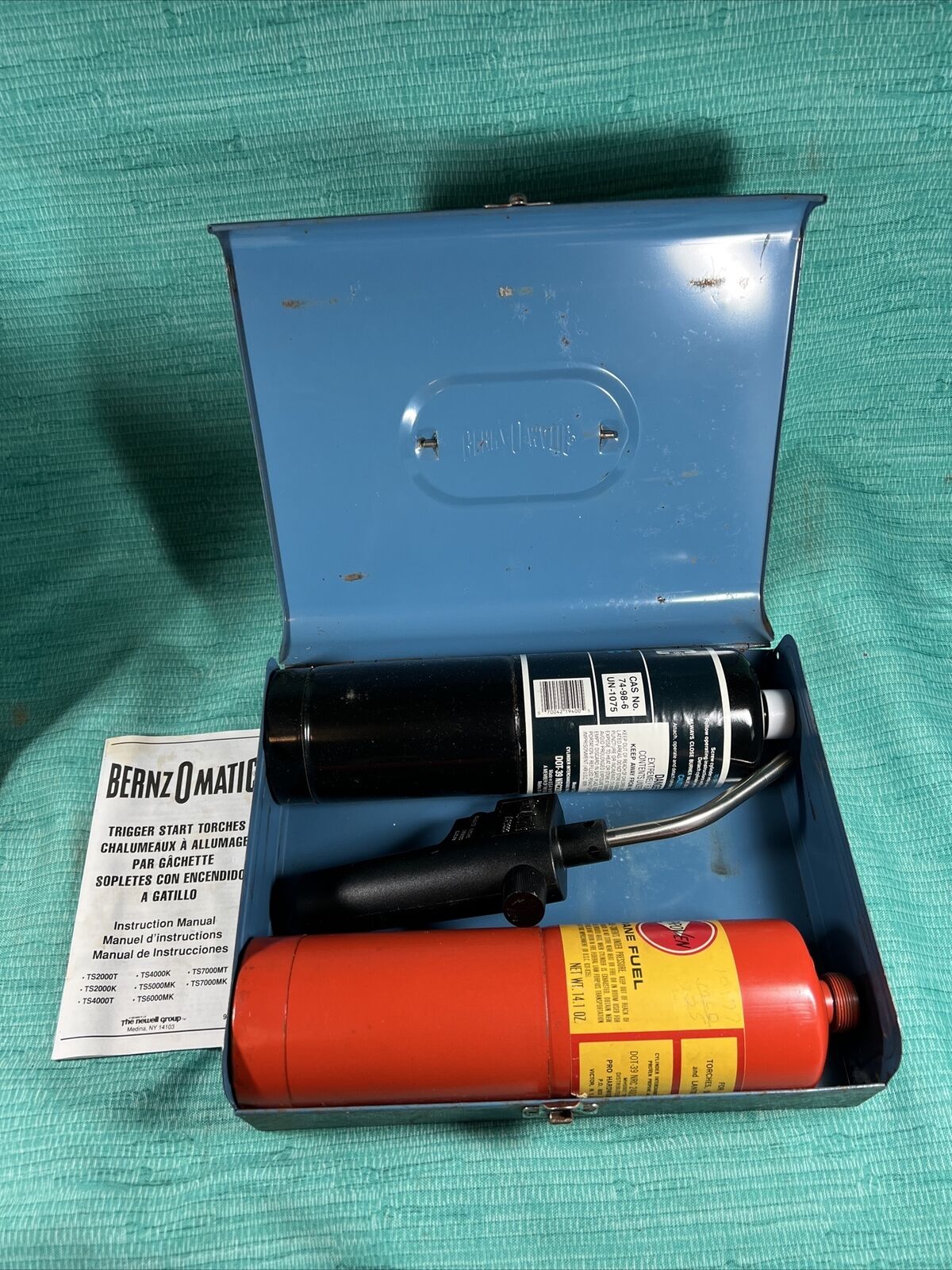 Vintage Bernz o matic Torch TS2000 in Metal Blue Box And Manual B4