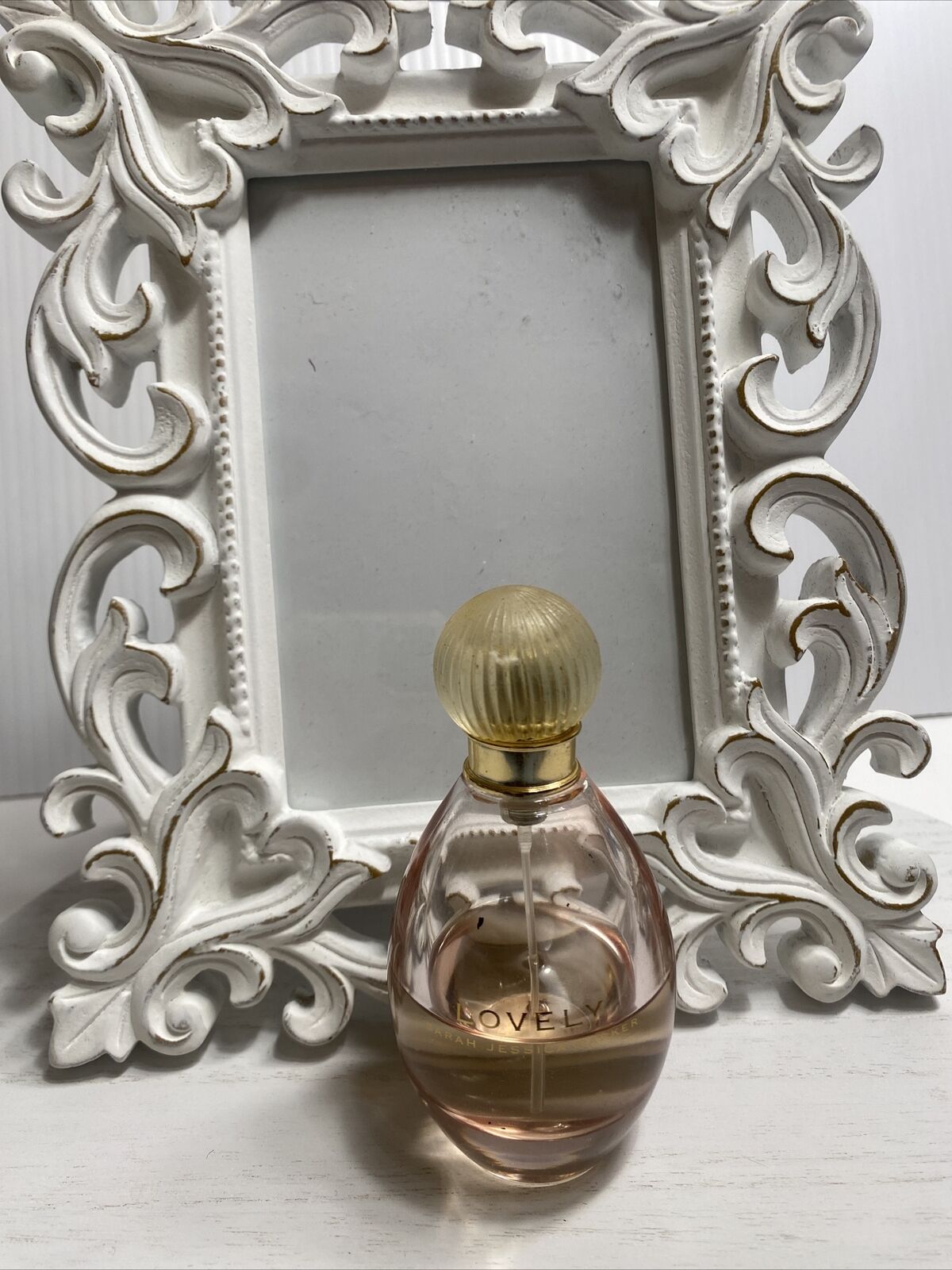 Vintage Lovely Sarah Jessica Parker 1.7 Oz Perfume 50% Full