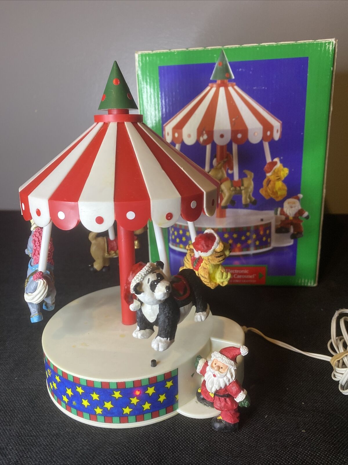VTG 1995 Holiday Workshop 8 1/2” Musical Christmas Carousel Lighted Tested