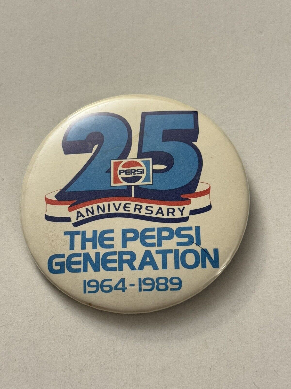 Vintage 25 Years Pepsi Generation 1989 Button Pin AV1S
