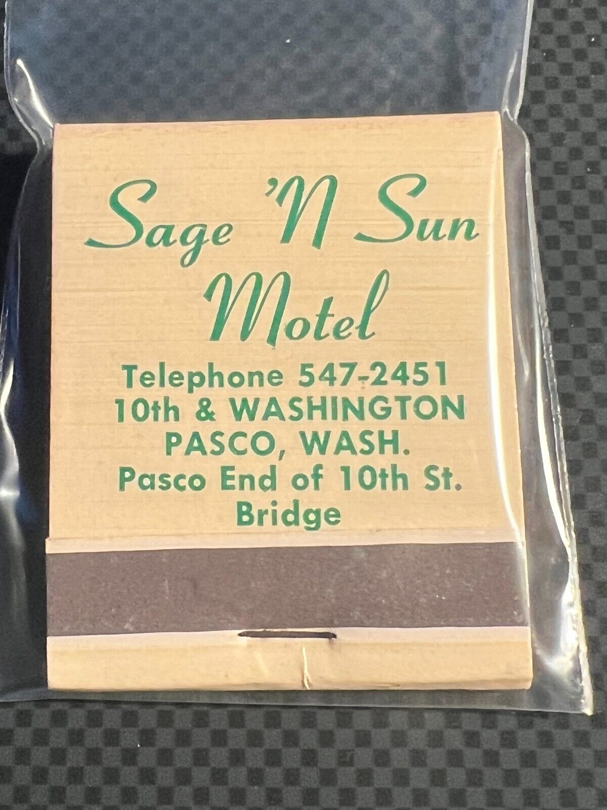 VINTAGE MATCHBOOK - SAGE \'N SUN MOTEL - PASCO, WASHINGTON - UNSTRUCK BEAUTY