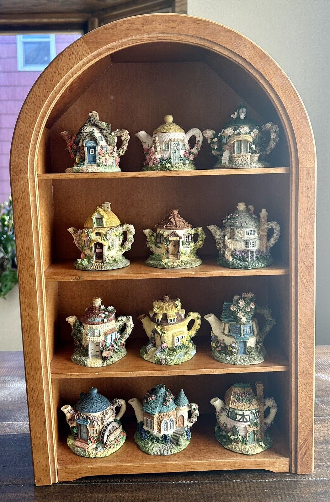 Lenox The Tea Garden Cottages  Tea Pot 1996 Complete Set Very Rare  Display