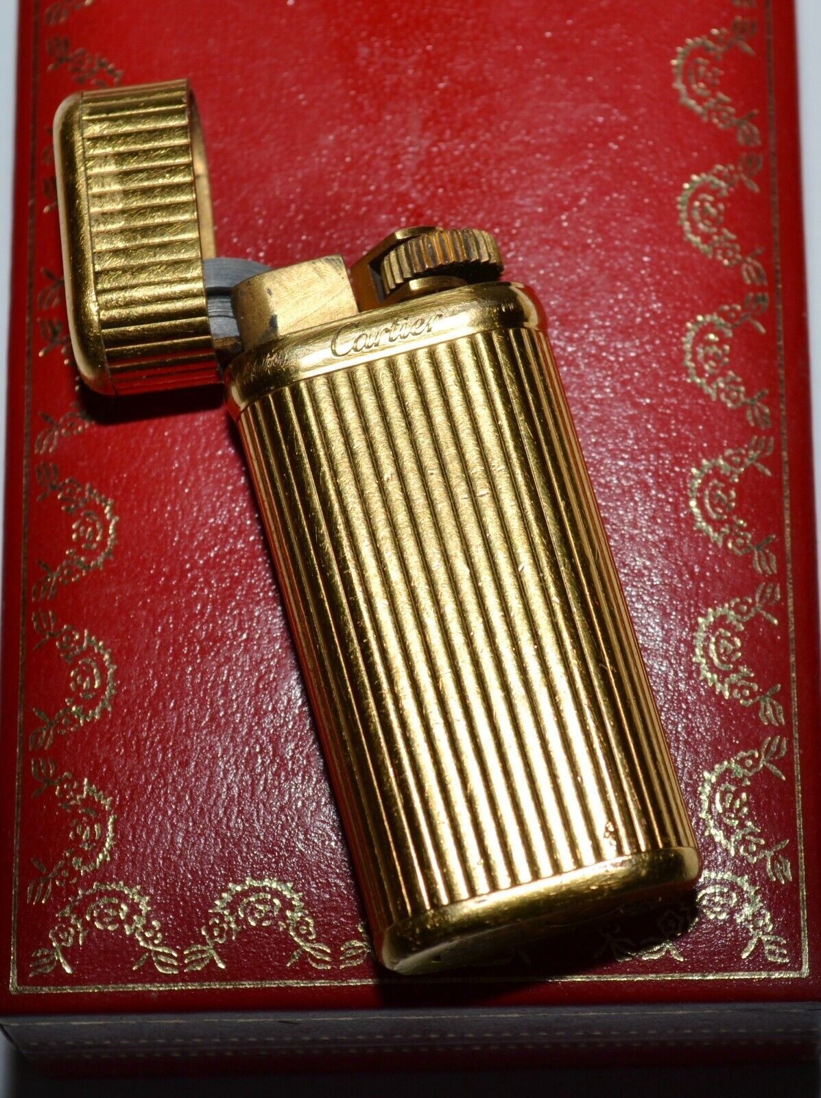 CARTIER LIGHTER GOLD PLATED SMALL OVAL LE MUST DE CARTIER FULLY WORKING VINTAGE