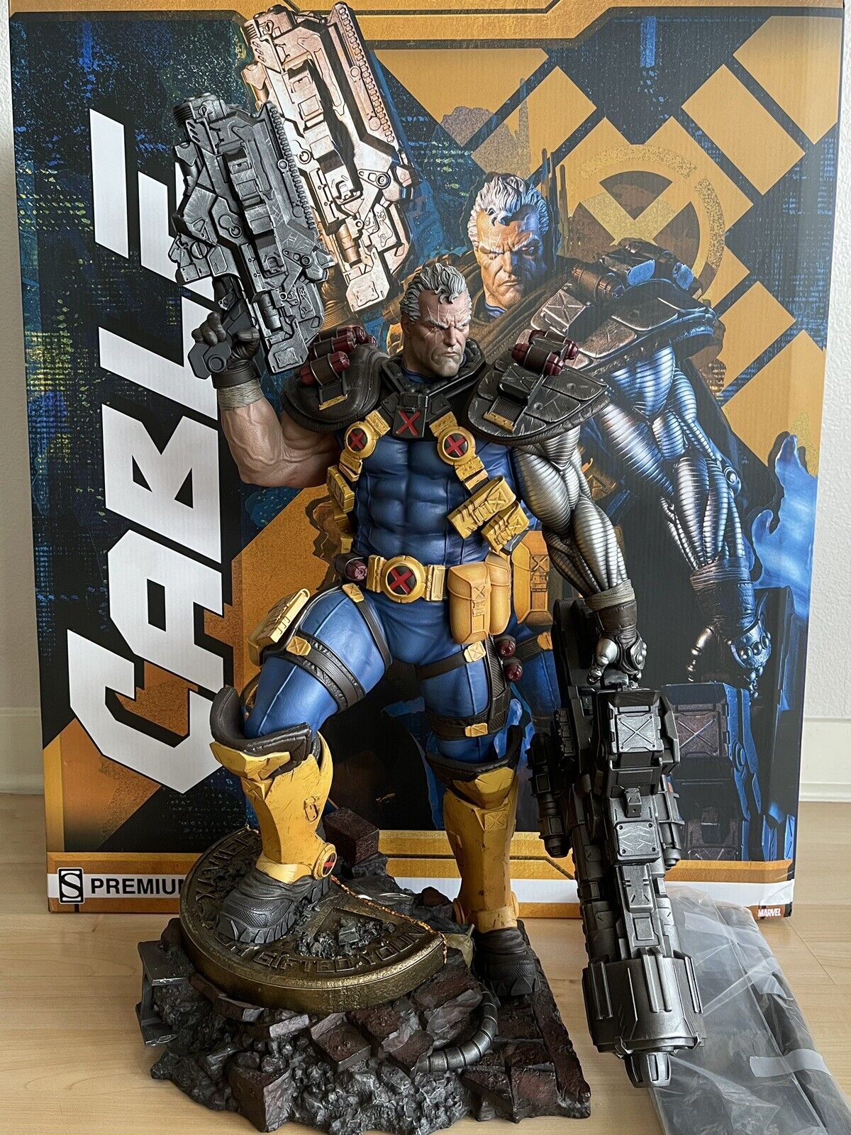 Sideshow Collectibles Cable Premium Format Figure Statue 1/4 Scale