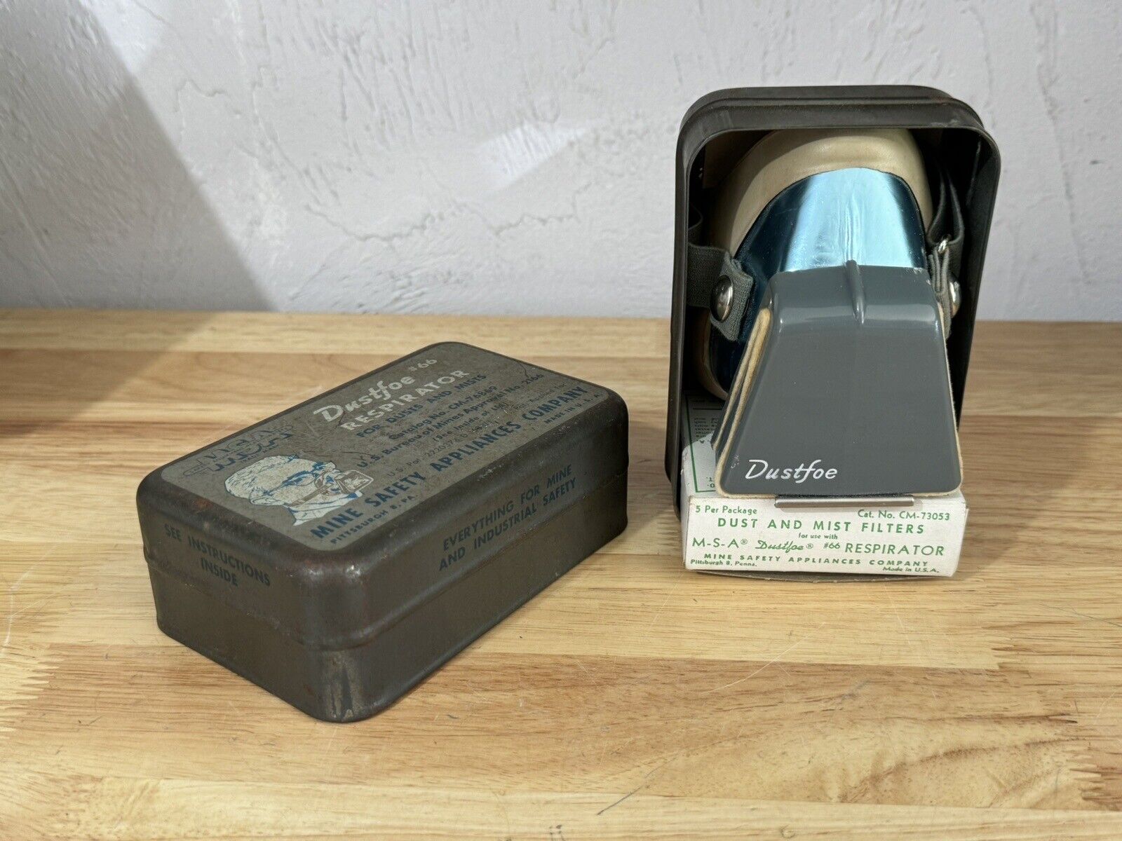 Vintage, MSA Dustfoe Respirator #66 Mine Safety Appliances Co. Appears Unused