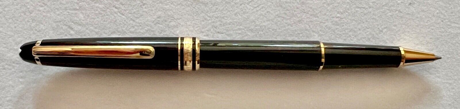 MONTBLANC Classic Meisterstück Rollerball Pen 163 - Black - NEVER USED