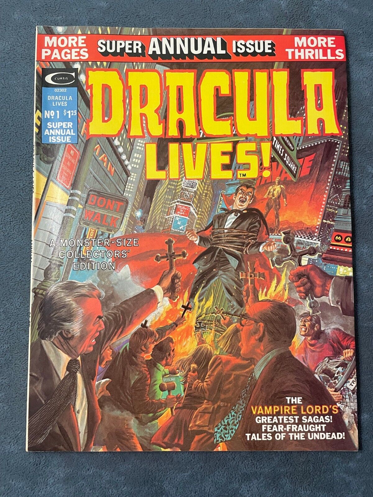 Dracula Lives #1 Super Annual Issue 1975 Marvel Horror Magazine Neal Adams VF+