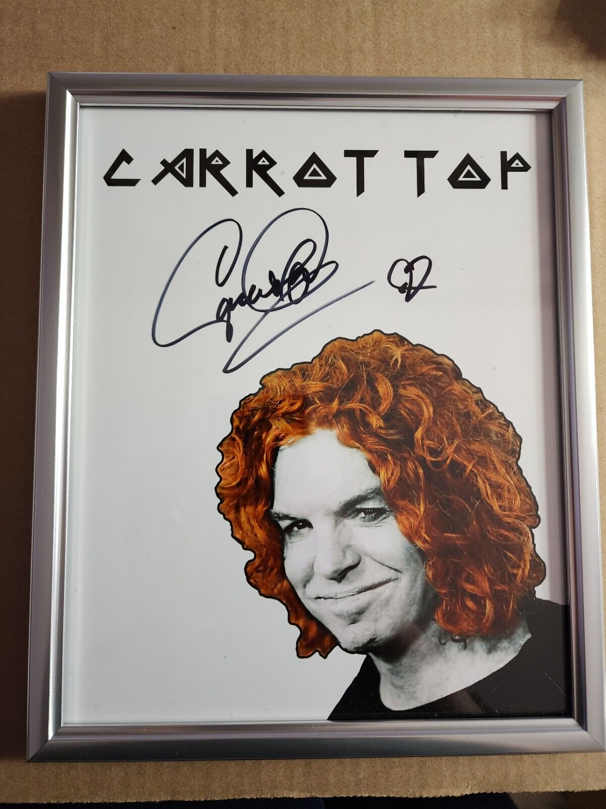 *Price drop* Carrot Top aka Scott Thompson Autographed 8x10 Picture with frame. 