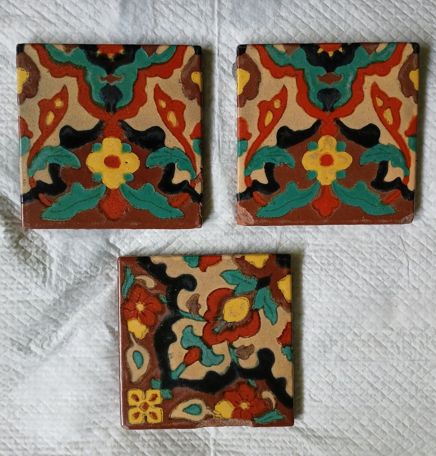 3 ANTIQUE COLLECTIBLE TAYLOR SPANISH REVIVAL HAND PAINTED 6X6 CALIFORNIA TILES