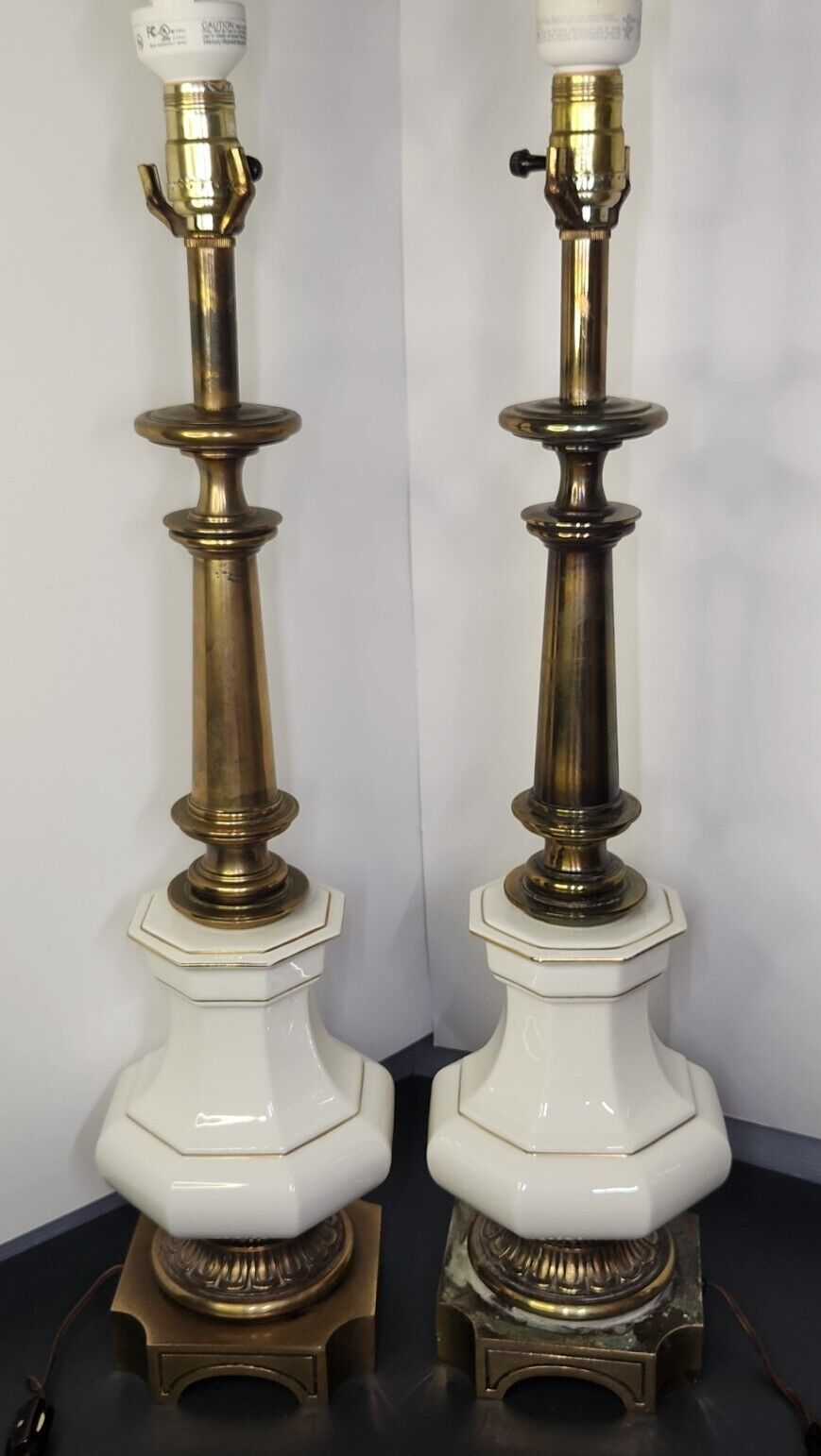 Pair of Stiffel Table Lamps Ceramic & Brass Hollywood Regency Vintage Set MCM