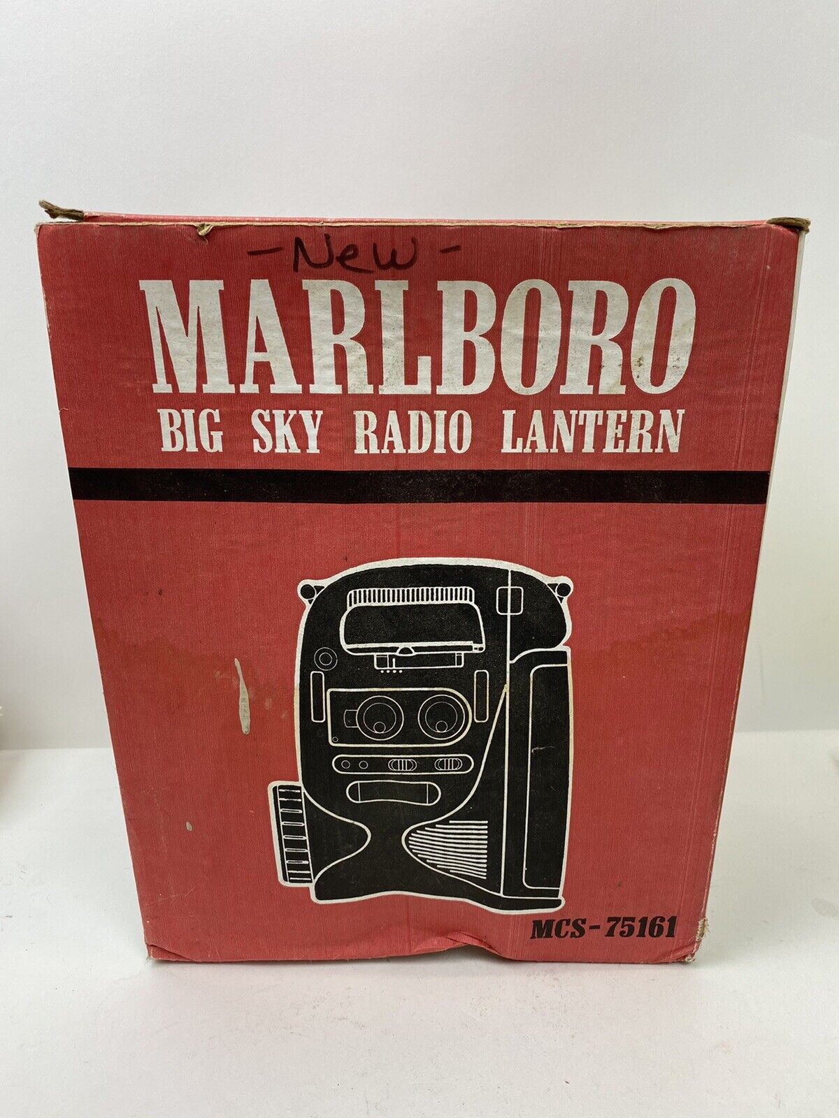 NEW MARLBORO BIG SKY Radio Lantern  MCS-75161  Portable Red Vintage Siren Lamp**