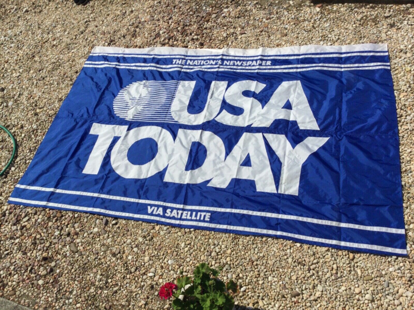 Vtg appliqued USA TODAY Banner, 75\