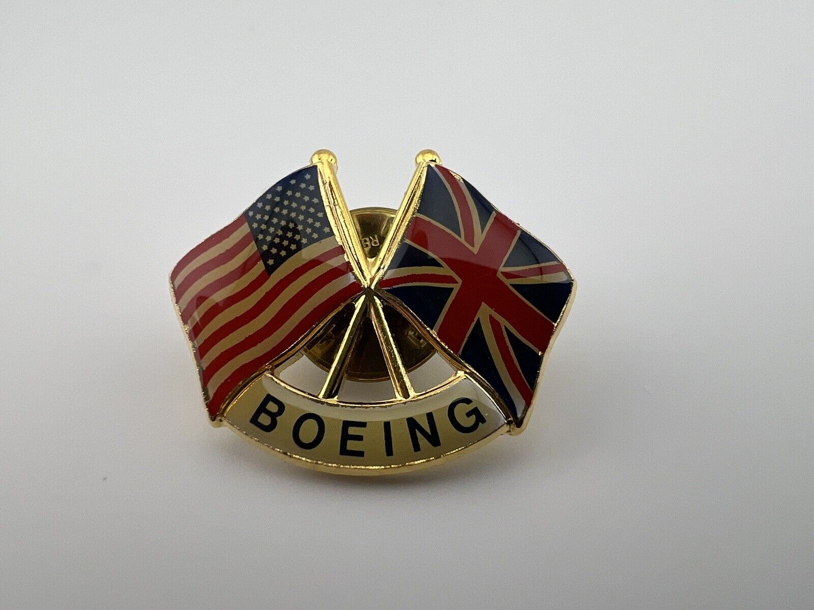 Boeing US & UK flags aircraft pin badge rare