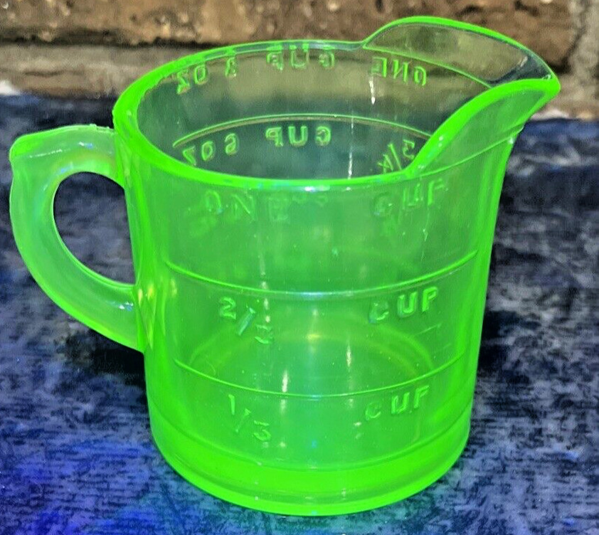 Nice Vintage Uranium Glass Depression 1 Cup Measuring Vaseline Hazel Atlas Like