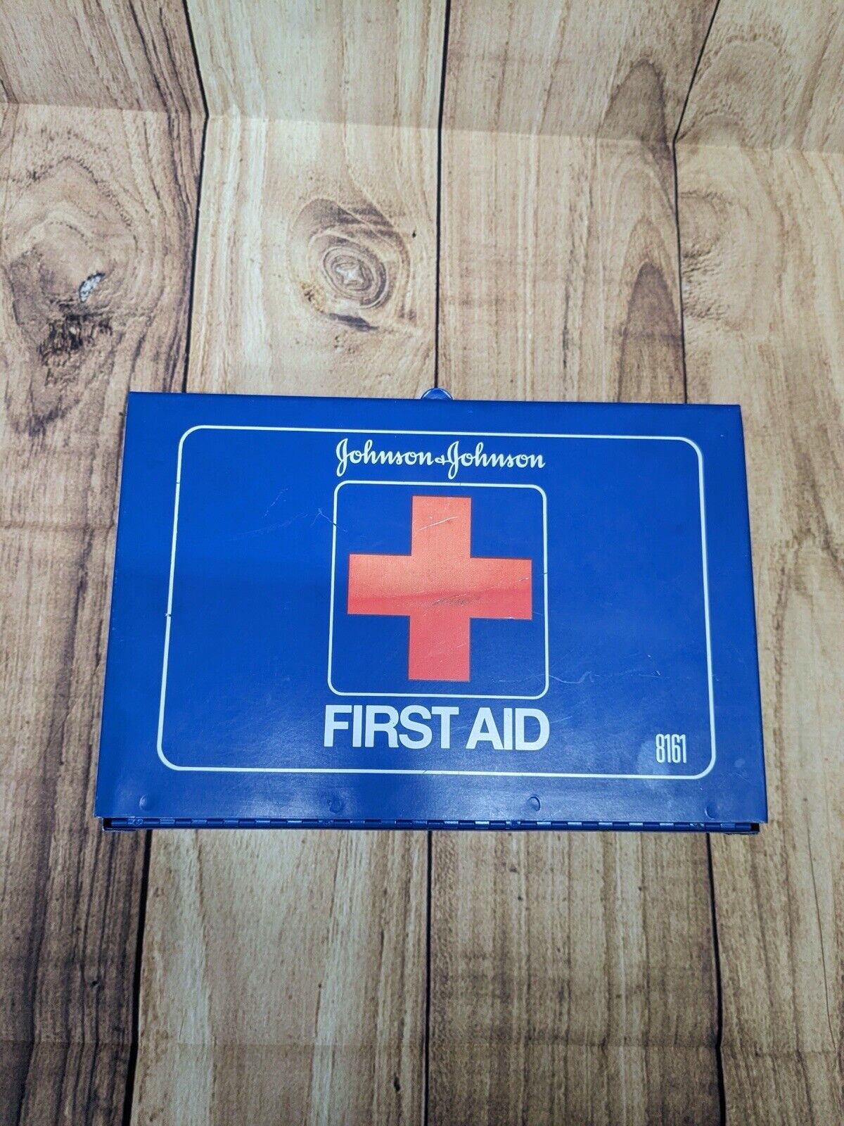 Vintage Johnson &Johnson 8161 First Aid Emergency Kit, Metal Wall Mount Box only