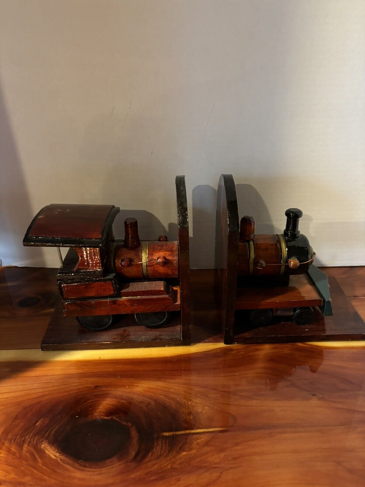 Vtg Handcrafted Wooden Railroad Train Engine Bookends