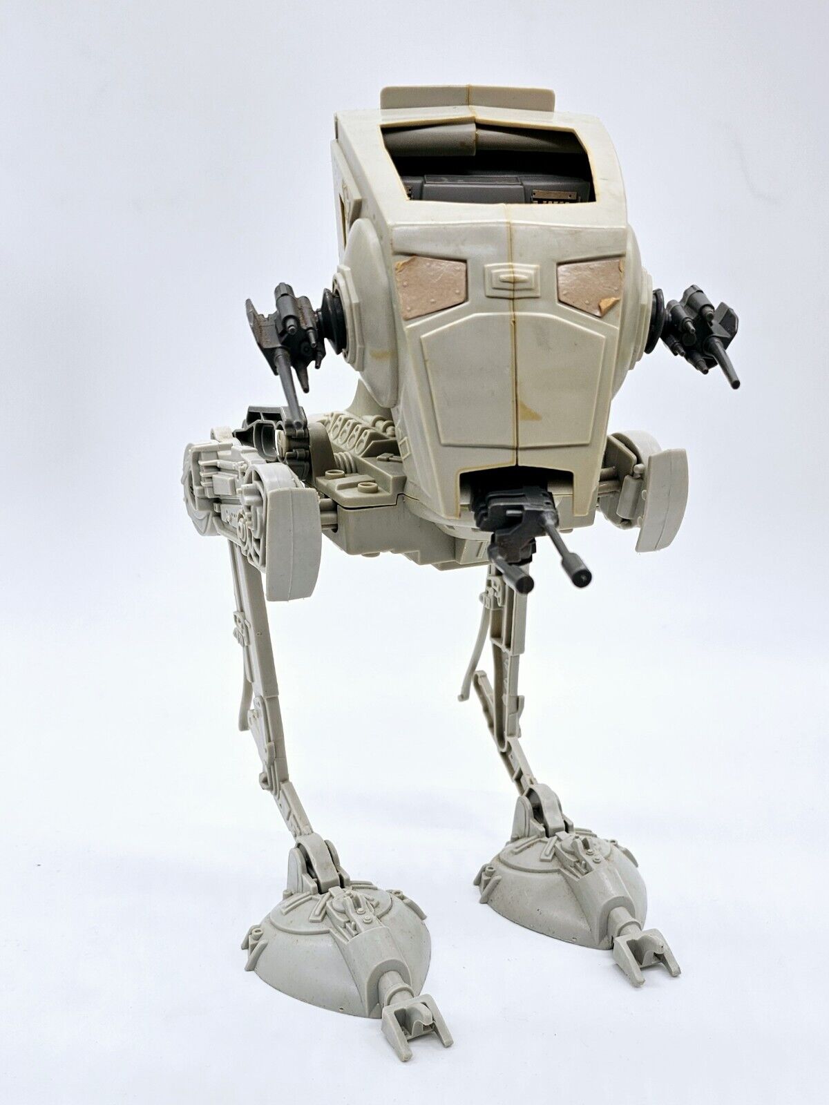 Vintage KENNER STAR WARS AT-ST Imperial Scout Walker 1982  With Working Legs.