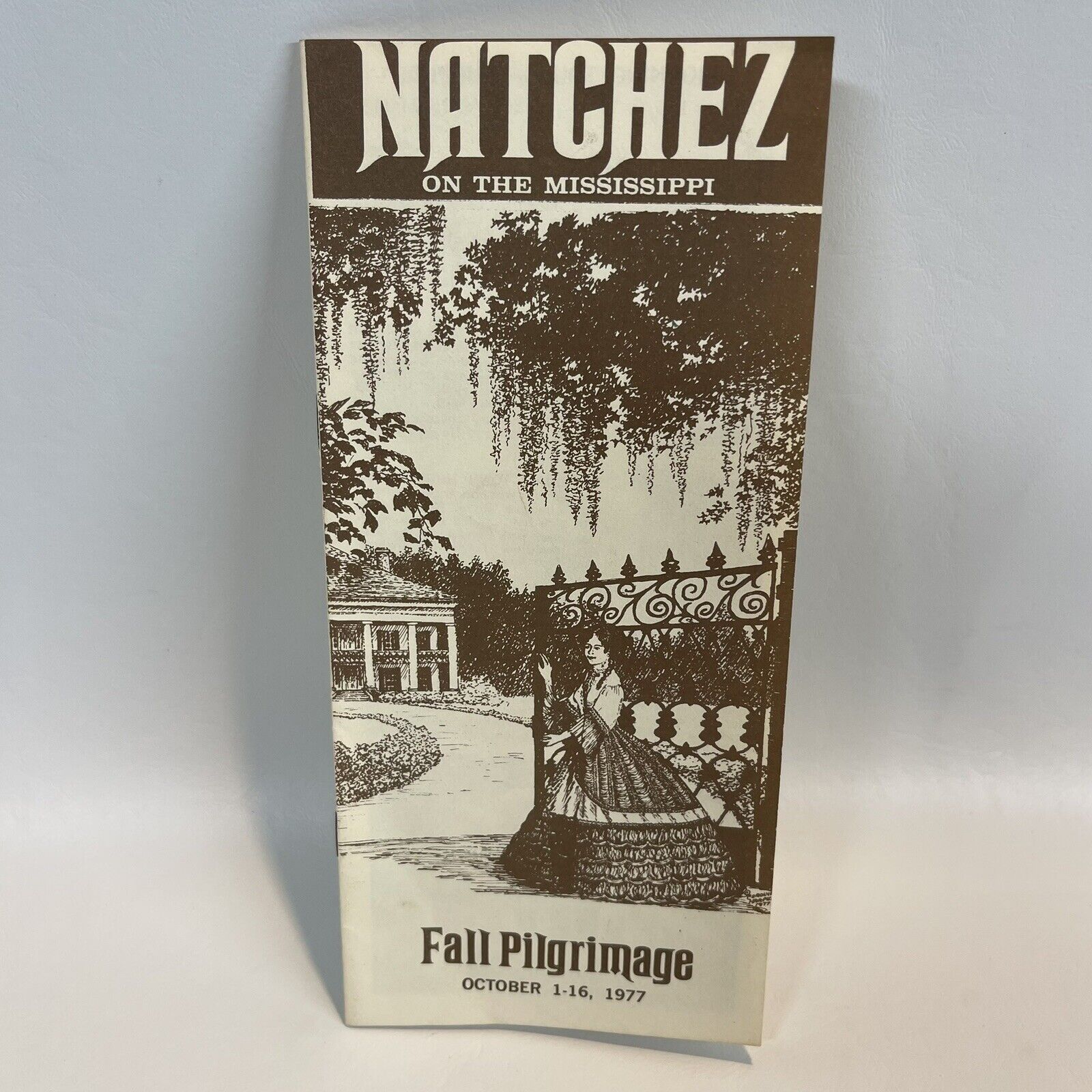 Vintage 1977 Natchez Fall Pilgrimage On The Mississippi Plantation Brochure