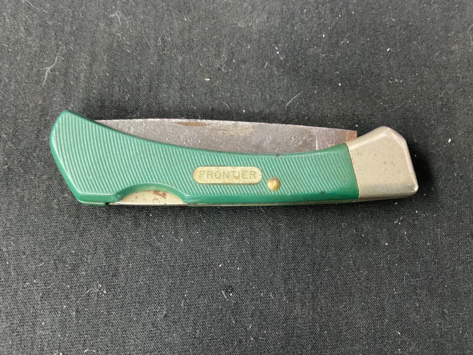VINTAGE FRONTIER POCKET KNIFE, (MADE IN IRELAND By IMPERIAL, GREEN IN COLOR)