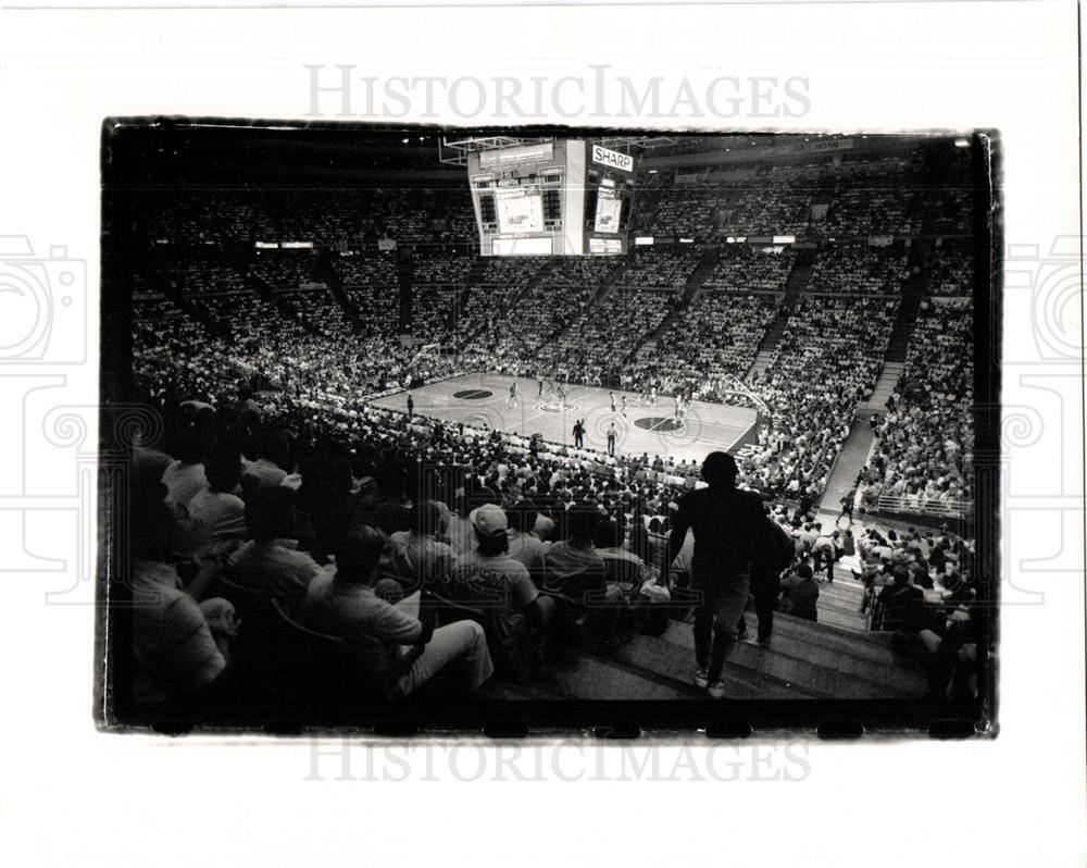 1989 Press Photo Places basketball match - dfpb90181