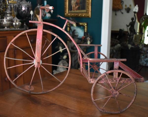 FABULOUS OLD RED IRON BICYCLE THEMED GARDEN PLANTER BOX HOLDER