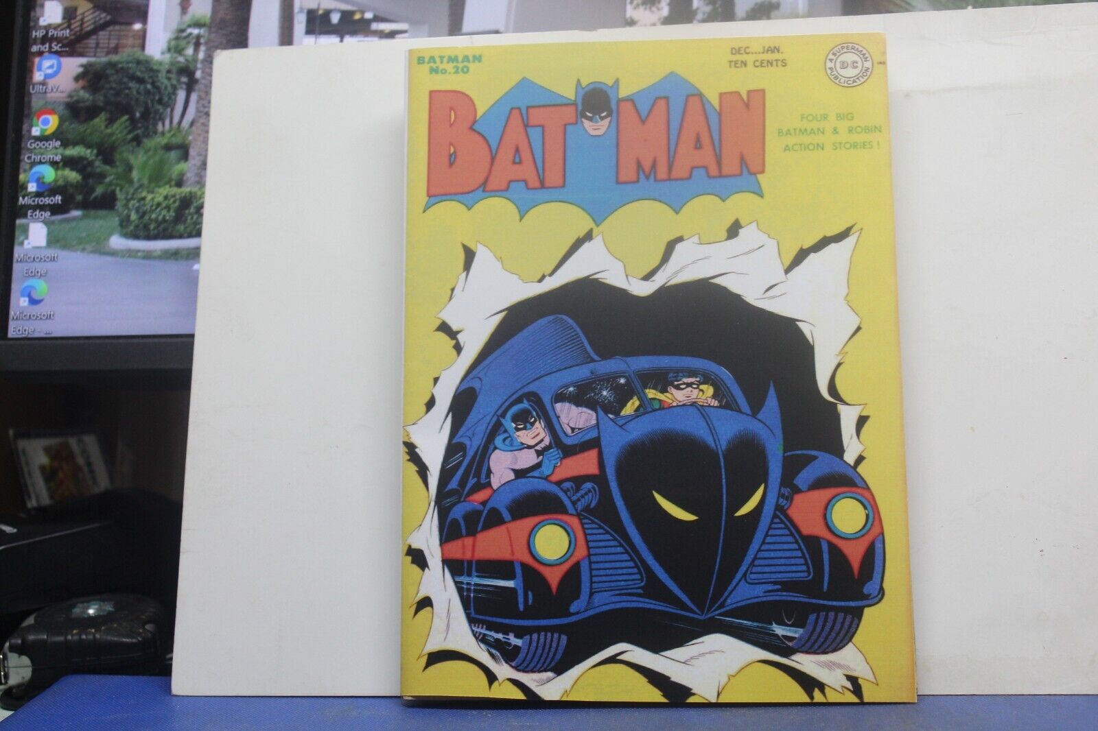 BATMAN #20 REPRODUCTION COVER AND SMALL PIECE 1944