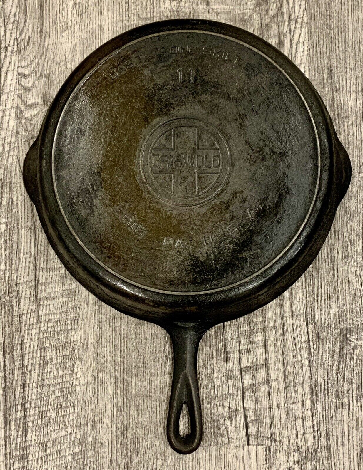 Griswold Cast Iron Skillet #11 Large Block Logo 717 With Heat Ring Rare 🔥