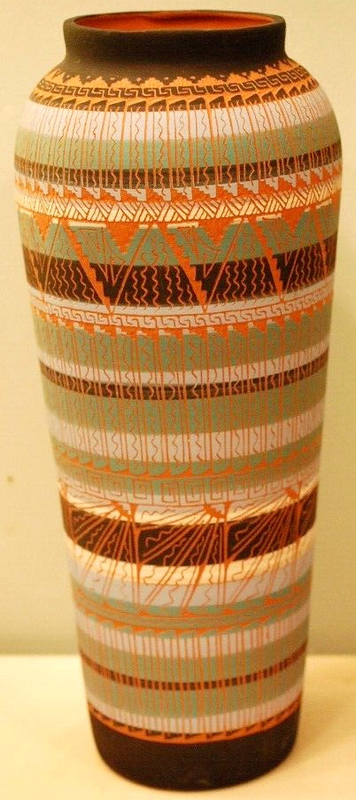 Original Native American NAVAJO Clay Pottery VASE Painted CARVED FEATHER Signed