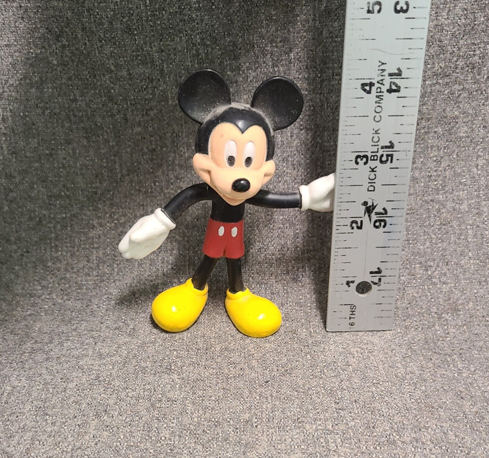Vintage Walt Disney World (WDW) Mickey Poseable Action Figure