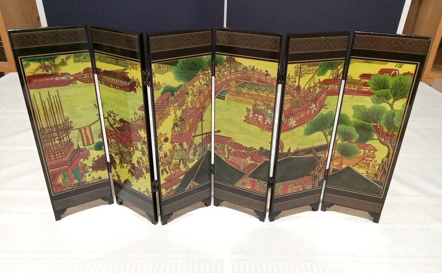 Chinese Mini Table Top Divider - 6 panels