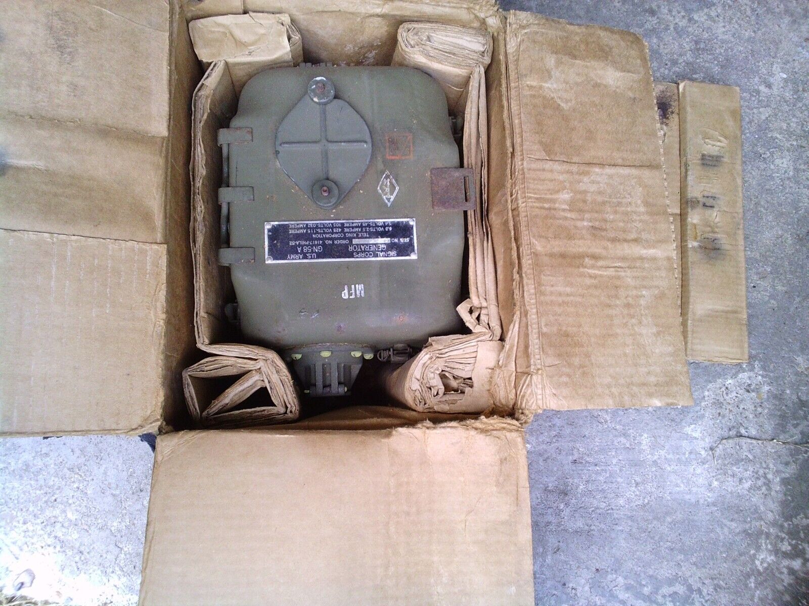 Signal Corps Military Surplus  Collectible GN-58A Generator Lot#2.