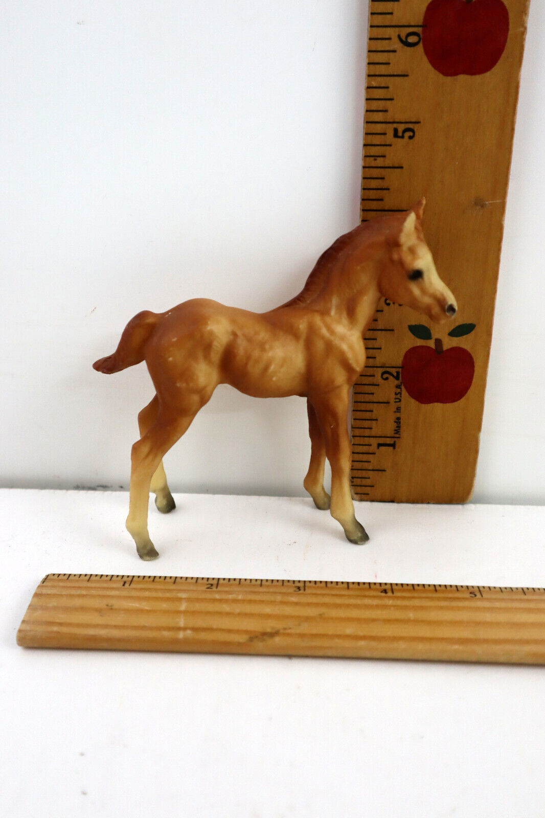 Breyer Mustang Foal Chestnut Model #3065 - No Mold Mark, early Model