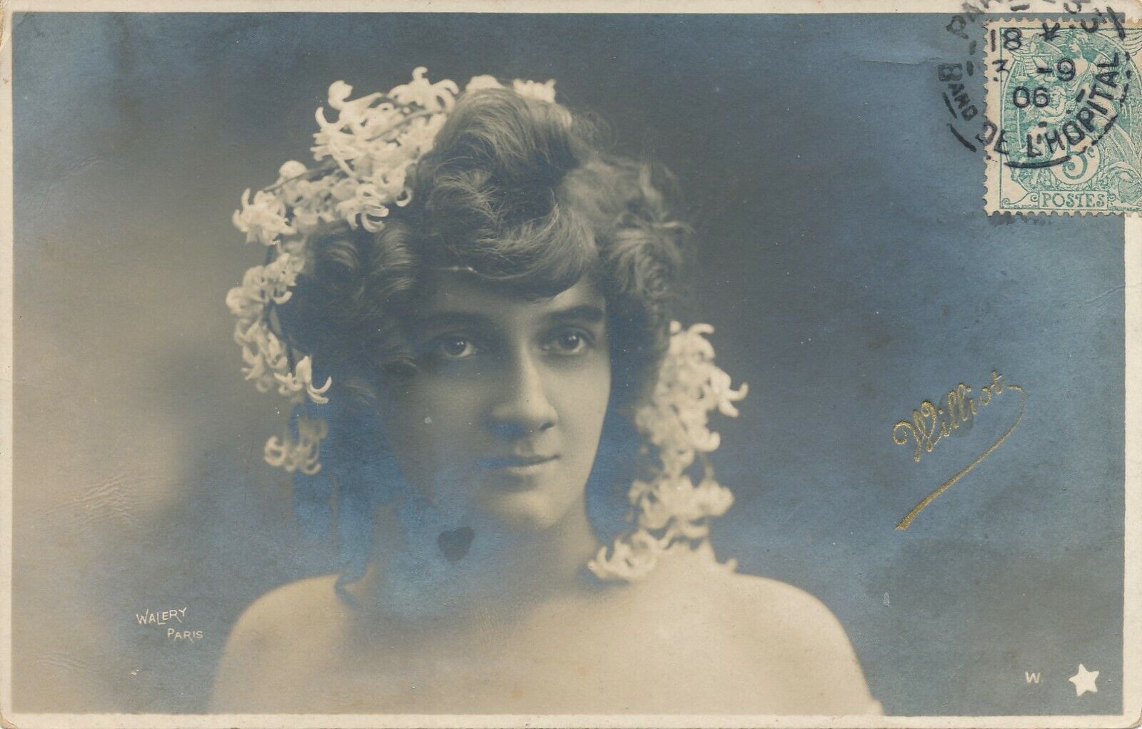 Walery Photographers Paris Real Photo Postcard of Girl rppc – udb – 1906