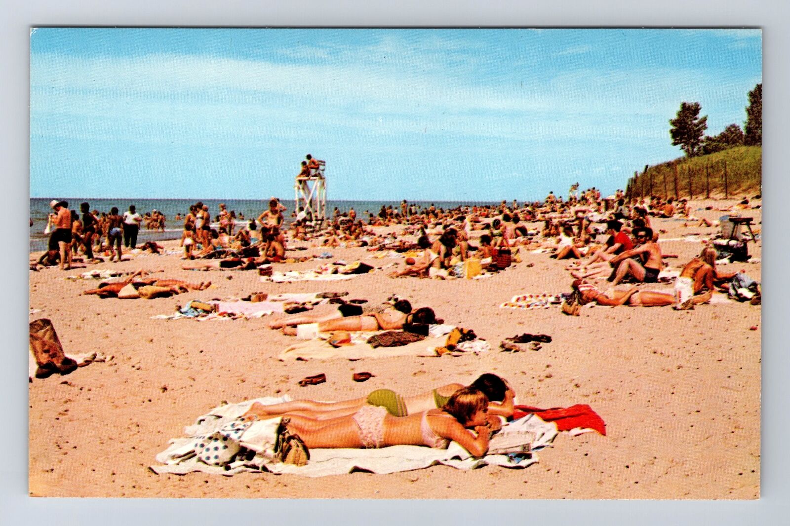 Chesterton IN-Indiana, Indiana Dunes State Park, Beach Goers, Vintage Postcard