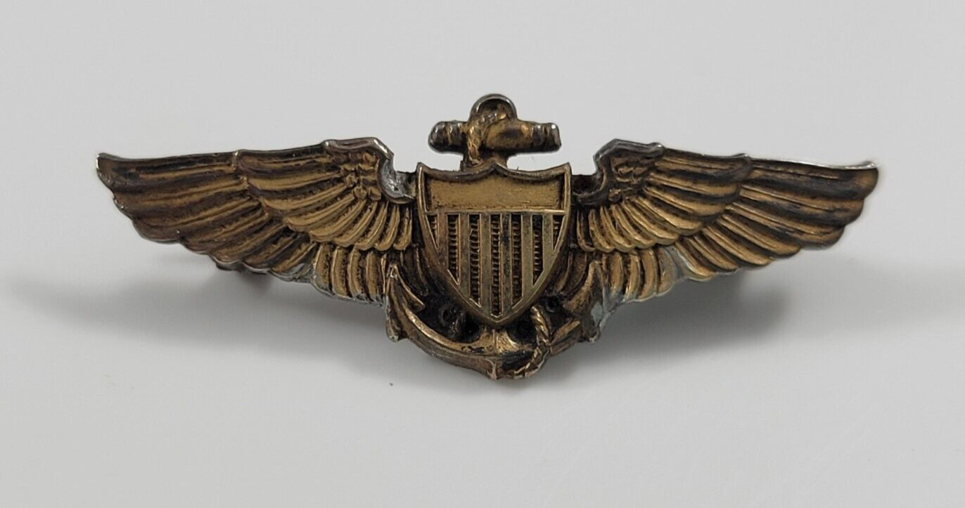 Vintage Brooch Pin WWII WW2 Naval Aviation Pilot Wings C Clasp