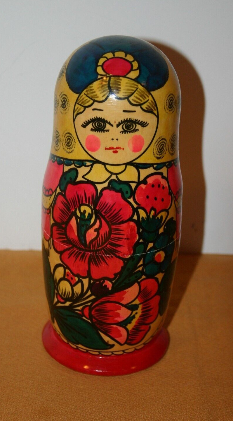 Vintage USSR Russian Wood Nesting Dolls Set of 5 Girl with  Floral Flowers R-718
