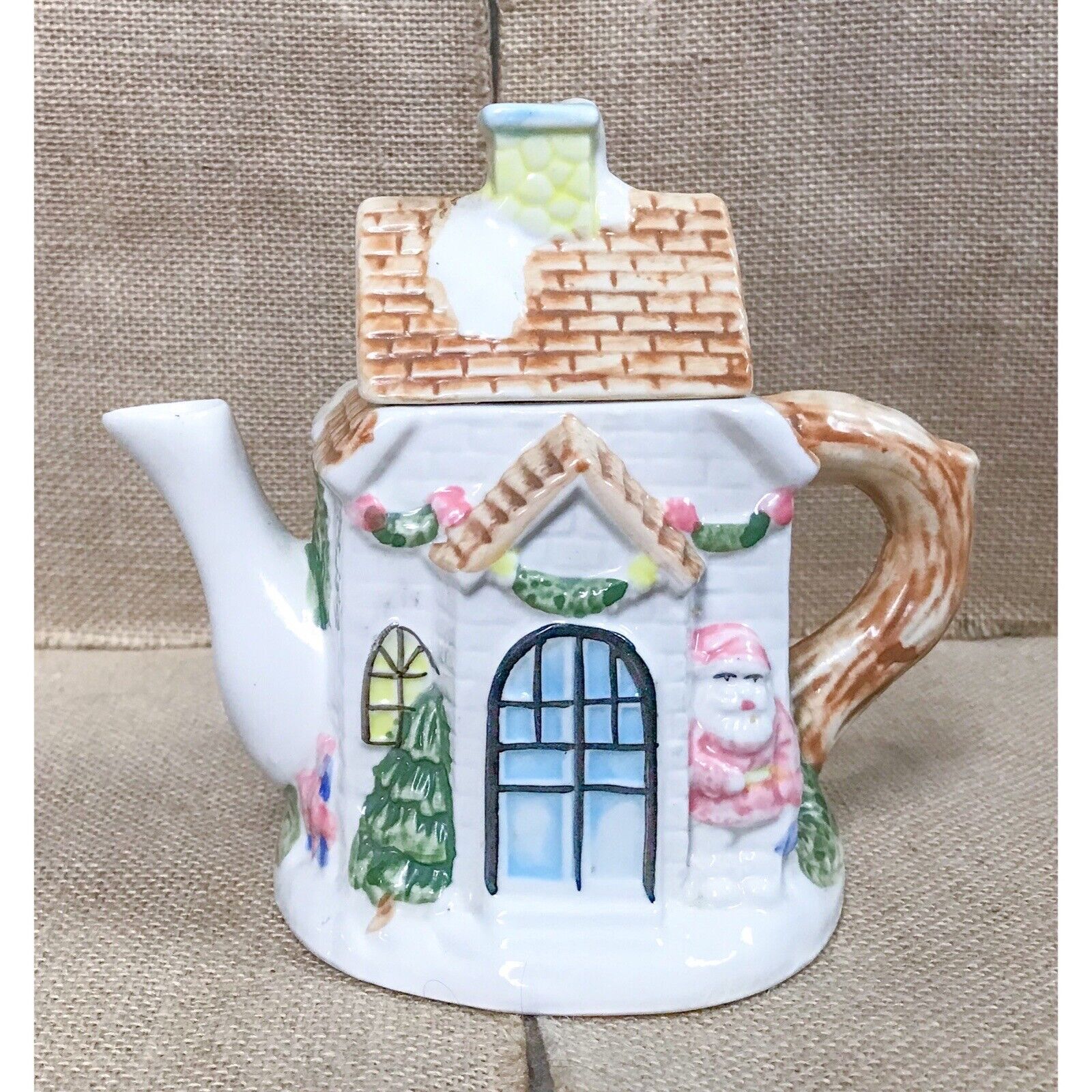Vintage Houston Harvest Cottage House Porcelain Teapot w Santa Claus Holiday