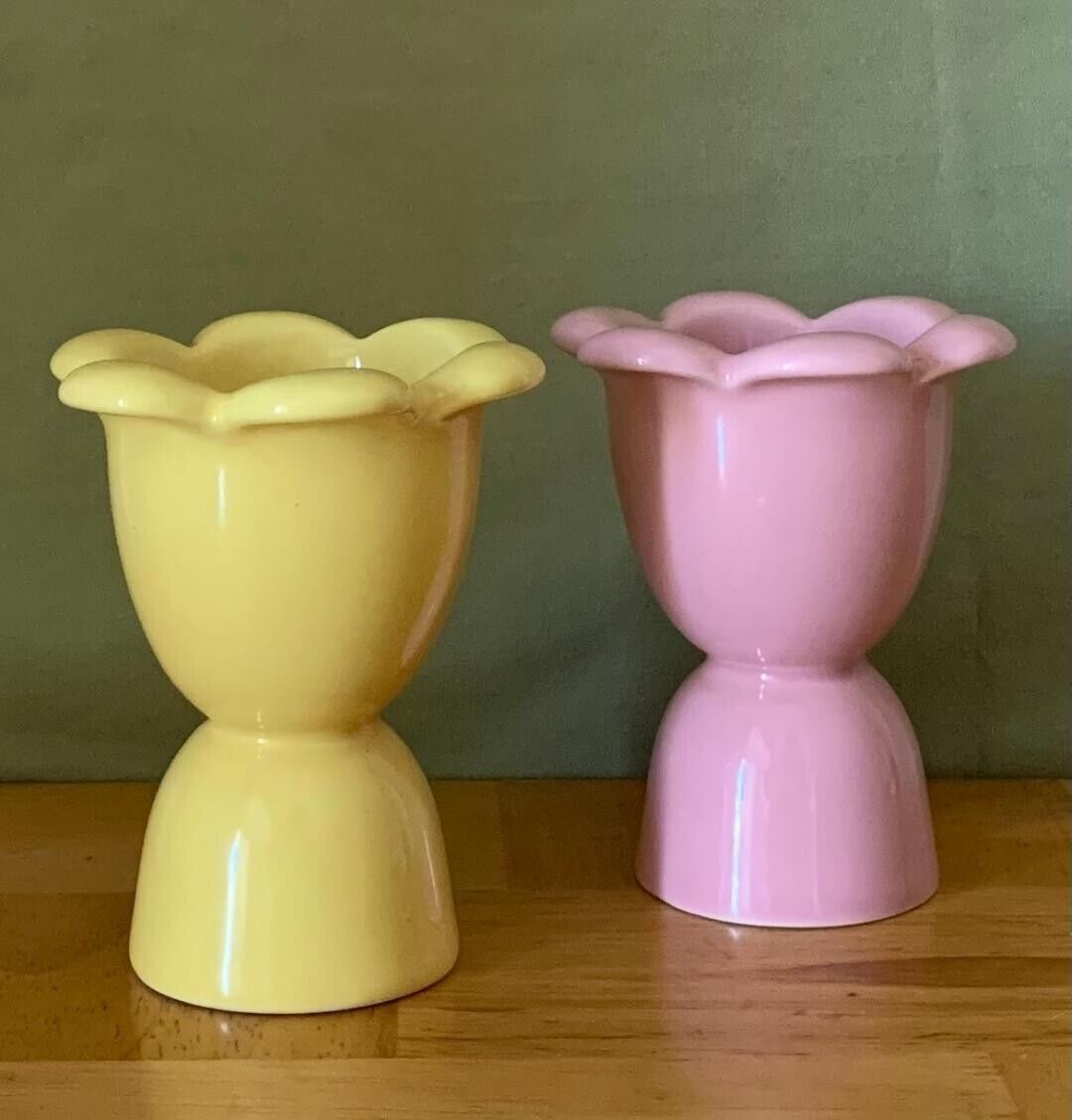 Chantal Egg Cups Set Of 2 Yellow and Pink 3-1/2” H Excellent Condition