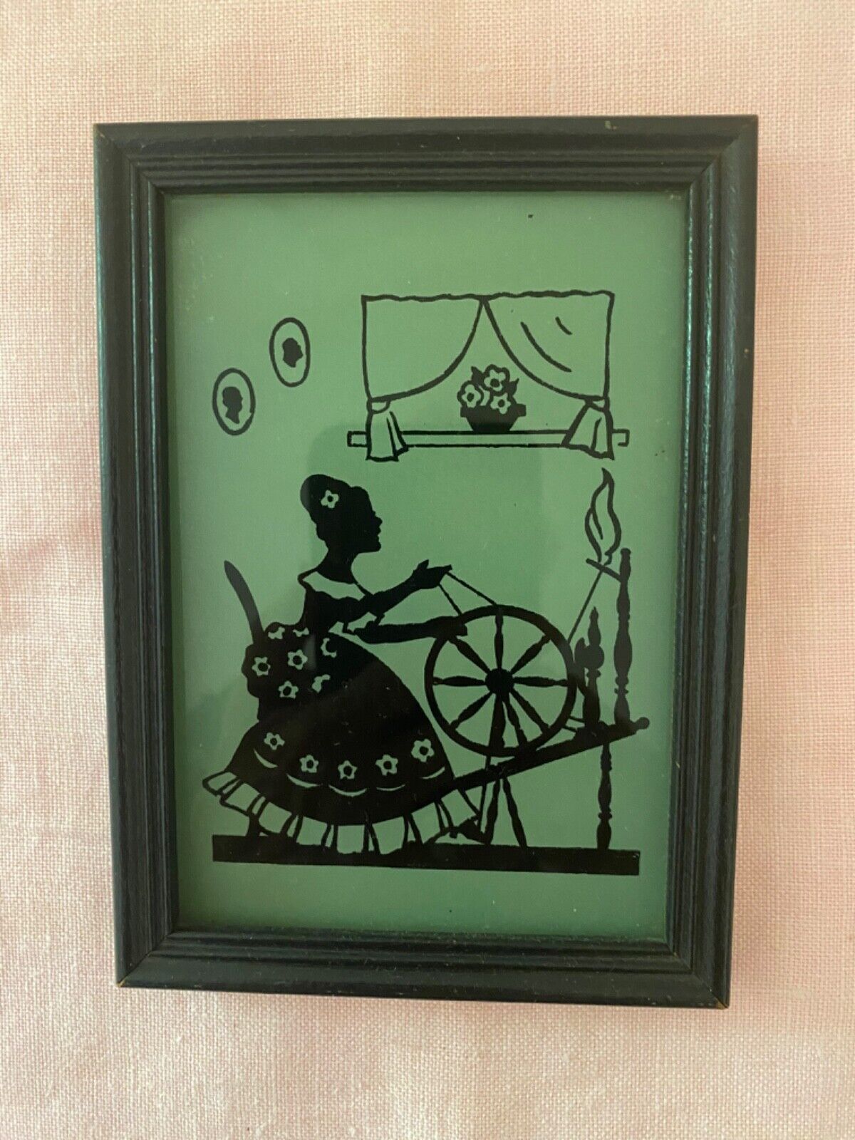 Vintage Silhouette Framed Picture (4*5)